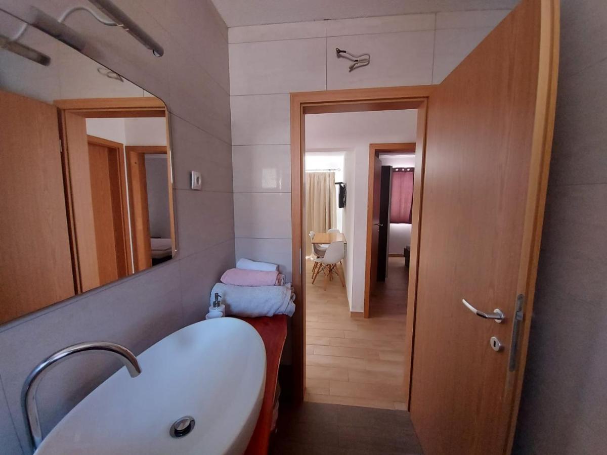 Frane Apartment Zavalatica Buitenkant foto