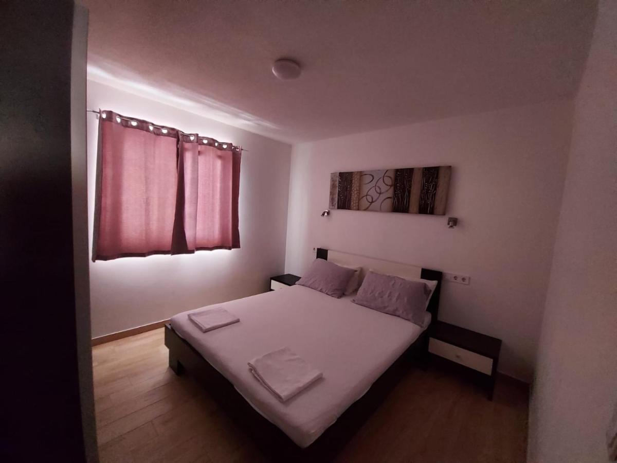 Frane Apartment Zavalatica Buitenkant foto