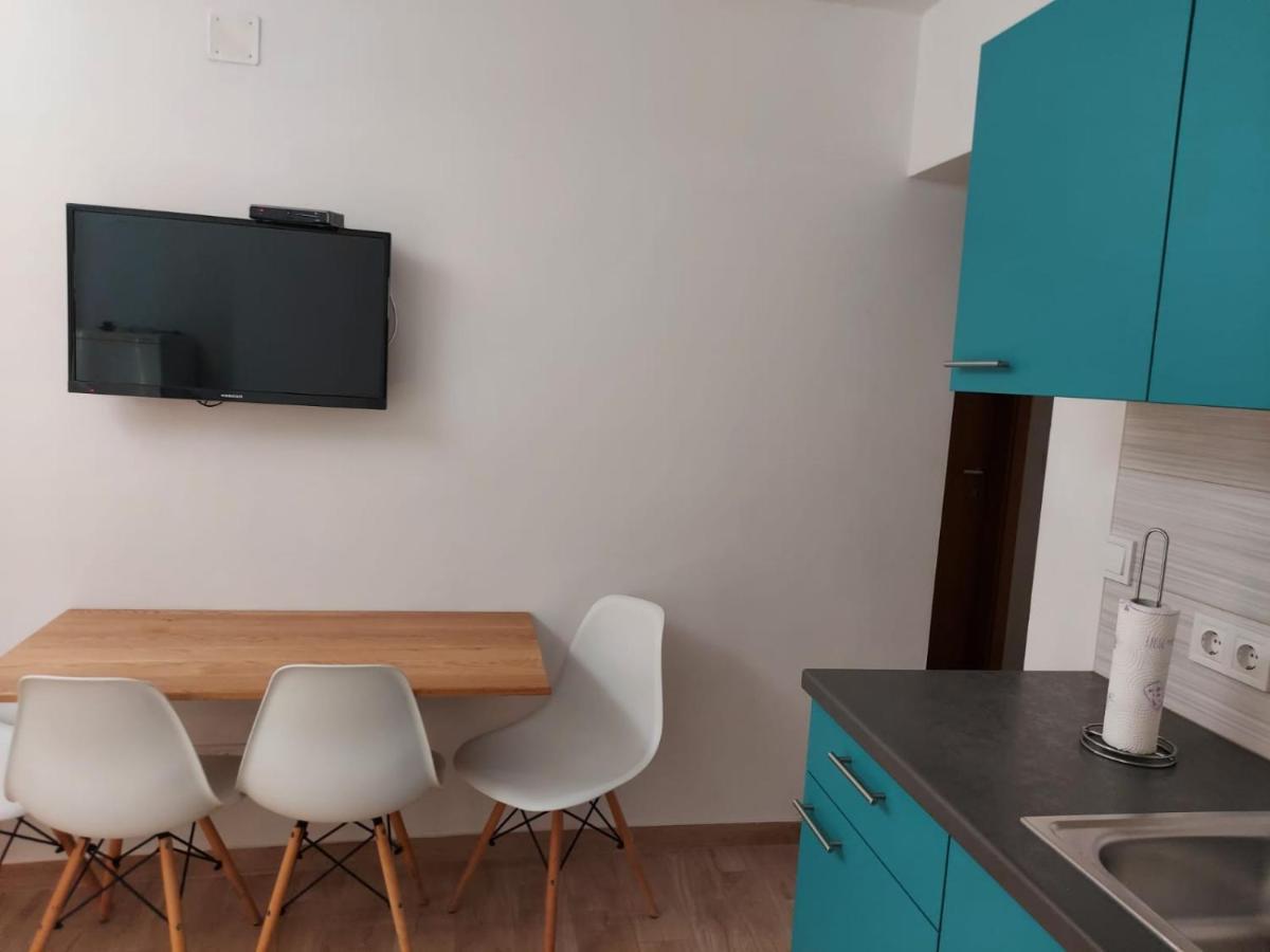 Frane Apartment Zavalatica Buitenkant foto