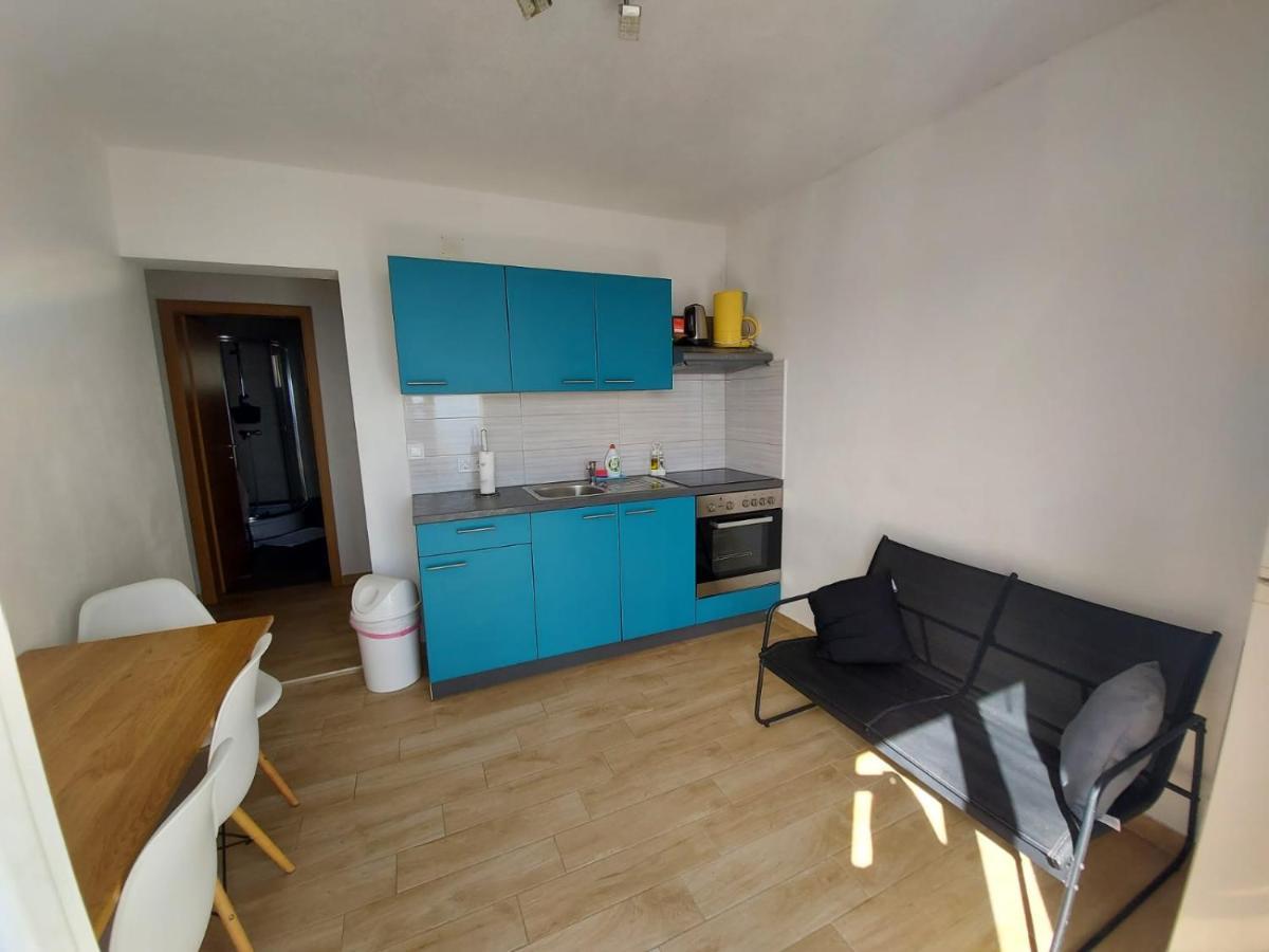 Frane Apartment Zavalatica Buitenkant foto
